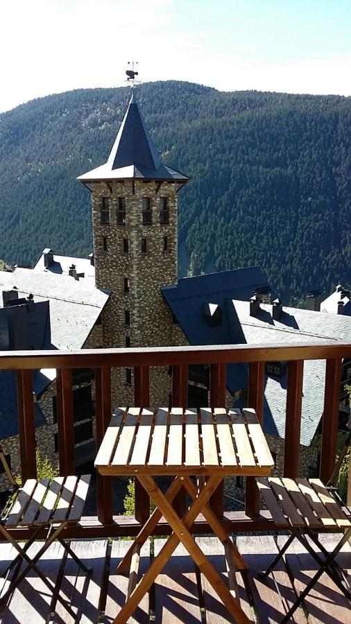 Apartamentos Tanau Baqueira Beret Kültér fotó