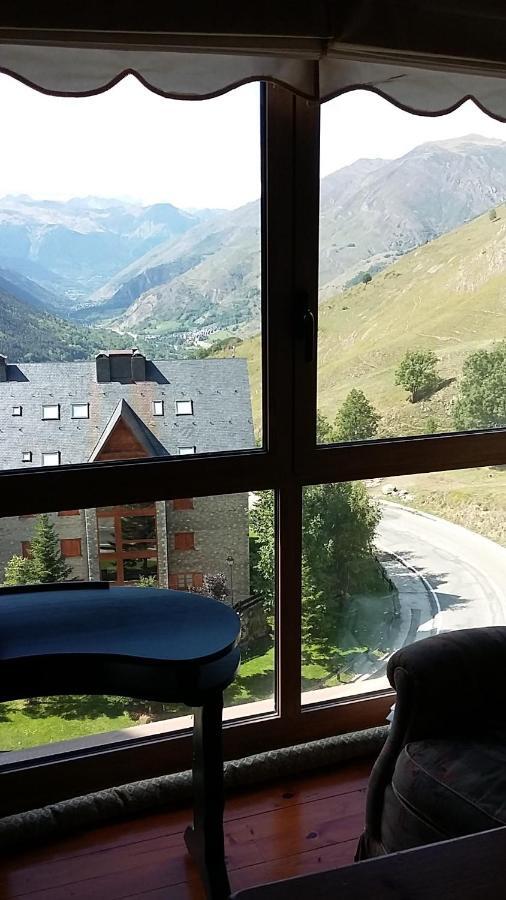 Apartamentos Tanau Baqueira Beret Kültér fotó