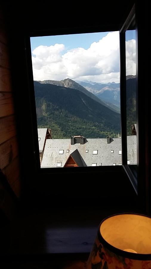 Apartamentos Tanau Baqueira Beret Kültér fotó